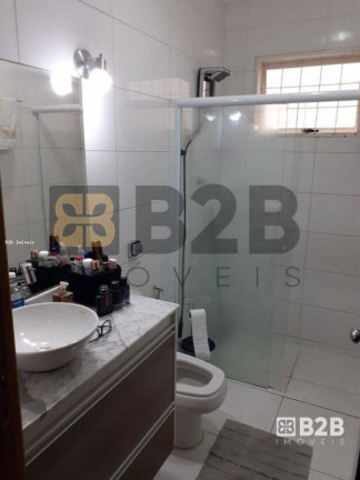 Imagem Casa com 3 Quartos à Venda, 160 m² em Centro - Bauru Imagem Casa com 3 Quartos à Venda, 160 m² em Centro - Bauru