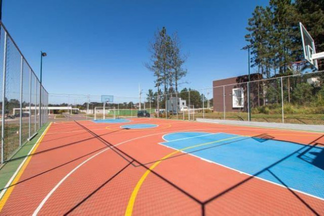 Imagem Terreno à Venda, 180 m² em Santa Cândida - Curitiba Imagem Terreno à Venda, 180 m² em Santa Cândida - Curitiba