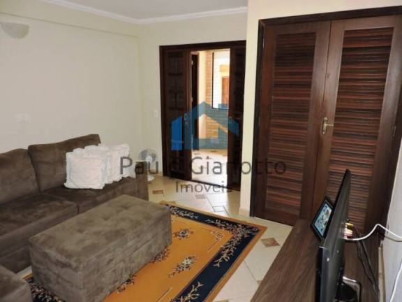 Imagem Casa com 5 Quartos à Venda, 1.123 m² em Granja Viana - Carapicuíba Imagem Casa com 5 Quartos à Venda, 1.123 m² em Granja Viana - Carapicuíba