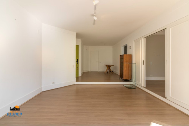 Imagem Apartamento com 2 Quartos à Venda, em Moema - São Paulo Imagem Apartamento com 2 Quartos à Venda, em Moema - São Paulo