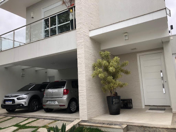 Imóvel com 3 Quartos à Venda, 264 m² em água Fria - São Paulo