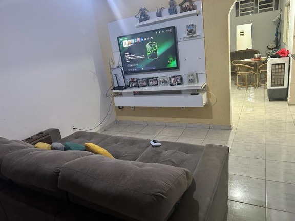 Imagem Casa com 2 Quartos à Venda, 90 m² em Jardim Califórnia - Goiânia