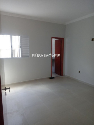 Imagem Casa com 3 Quartos à Venda,  em Jardim Antártica - Ribeirão Preto
