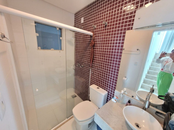 Imagem Casa com 4 Quartos à Venda, em Lagoa - Macaé Imagem Casa com 4 Quartos à Venda, em Lagoa - Macaé