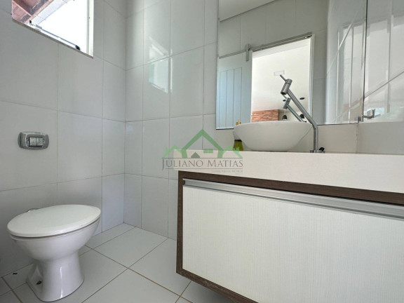 Imagem Casa com 3 Quartos à Venda, 670 m² em Centro - Balneário Barra Do Sul
