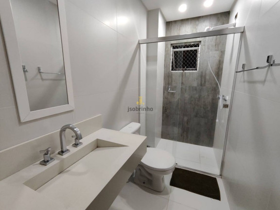Imagem Apartamento com 4 Quartos para Temporada, 180 m² em Meia Praia - Itapema Imagem Apartamento com 4 Quartos para Temporada, 180 m² em Meia Praia - Itapema