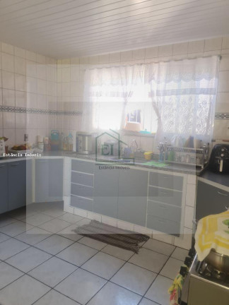 Imagem Casa com 5 Quartos à Venda, 194 m² em Vila Geny - Itaguaí