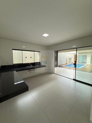 Imagem Casa com 3 Quartos à Venda, 182 m² em Residencial Barravento - Goiânia