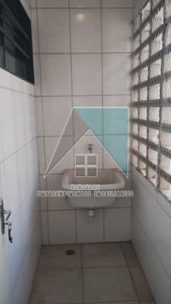 Kitnet com 1 Quarto para Alugar, 33 m² em Vila Seixas - Ribeirão Preto