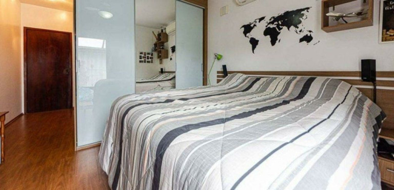 Imagem Casa com 4 Quartos à Venda, 255 m² em Pompeia - São Paulo Imagem Casa com 4 Quartos à Venda, 255 m² em Pompeia - São Paulo