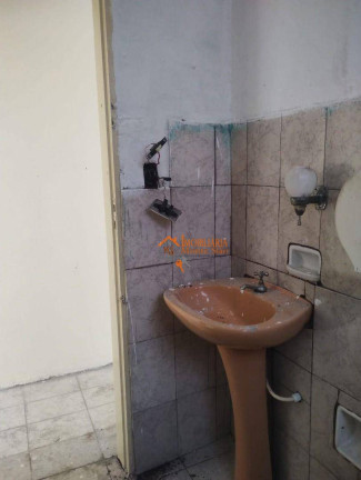 Sobrado com 6 Quartos à Venda, 300 m² em Jardim Almeida Prado - Guarulhos