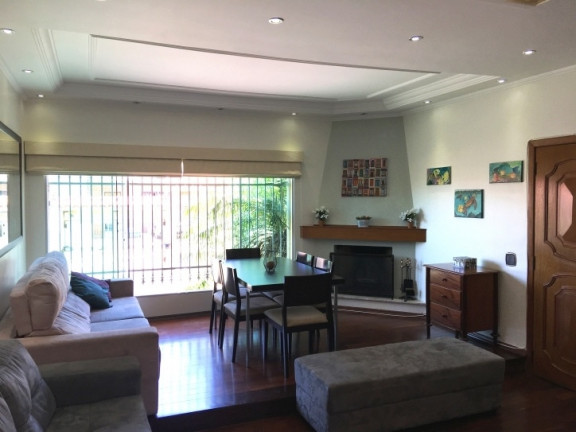 Imagem Casa com 3 Quartos à Venda, 340 m² em Tremembe - São Paulo Imagem Casa com 3 Quartos à Venda, 340 m² em Tremembe - São Paulo