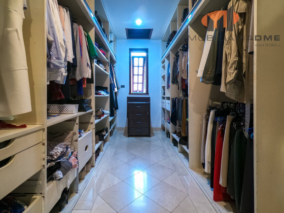 Imagem Casa com 8 Quartos à Venda, 700 m² em Jardim Social - Curitiba Imagem Casa com 8 Quartos à Venda, 700 m² em Jardim Social - Curitiba