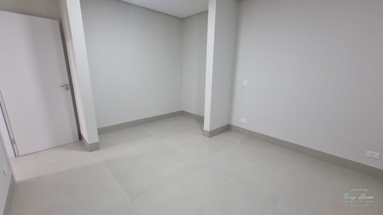 Imagem Casa de Condomínio com 3 Quartos à Venda, 381 m² em Residencial Alphaville Iv - Campo Grande Imagem Casa de Condomínio com 3 Quartos à Venda, 381 m² em Residencial Alphaville Iv - Campo Grande