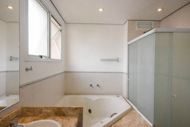 Imagem Apartamento com 3 Quartos à Venda, 208 m² em Vila Suzana - São Paulo