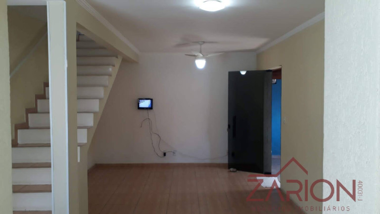 Imagem Casa com 3 Quartos à Venda, 200 m² em Vila Nogueira - Taubaté