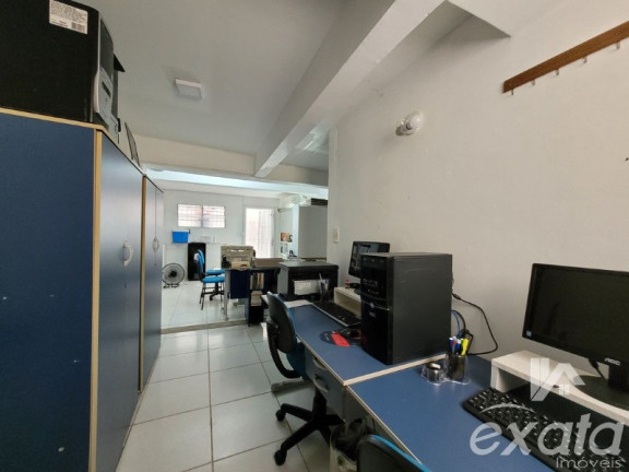 Imagem Casa com 3 Quartos para Alugar ou Temporada, 241 m² em Portal De Jacaraípe - Serra