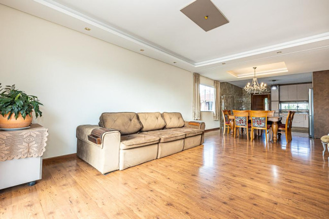 Imagem Casa com 4 Quartos à Venda, 440 m² em Augusta - Curitiba