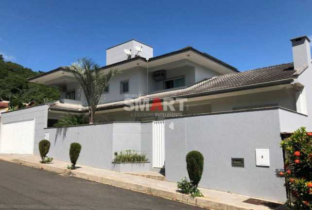 Casa com 4 Quartos à Venda, 297 m² em Vila Nova - Jaraguá Do Sul