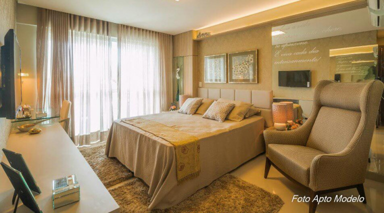 Imagem Cobertura com 4 Quartos à Venda, 292 m² em Guararapes - Fortaleza