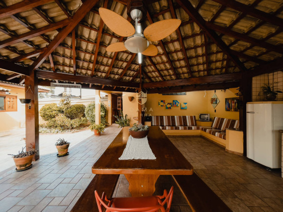 Imagem Casa com 5 Quartos à Venda, 831 m² em Vila Cassaro - Itatiba Imagem Casa com 5 Quartos à Venda, 831 m² em Vila Cassaro - Itatiba
