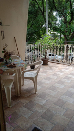 Imagem Casa com 7 Quartos à Venda, 300 m² em Rio De Janeiro Imagem Casa com 7 Quartos à Venda, 300 m² em Rio De Janeiro