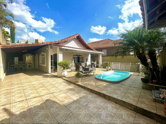 Imagem Casa com 3 Quartos à Venda, 315 m² em Vila Diva - Carapicuíba