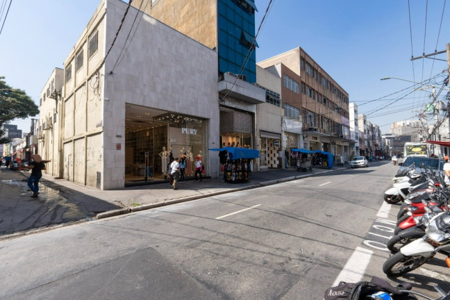 Sala Comercial à Venda, 1.744 m² em Brás - São Paulo
