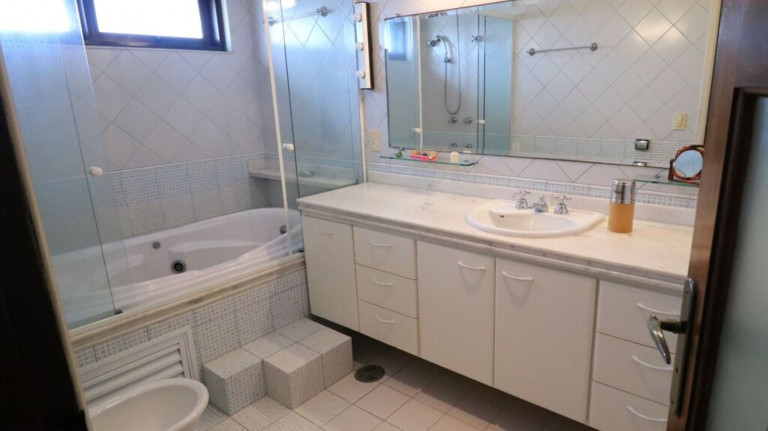 Imagem Imóvel com 4 Quartos à Venda, em Vila Irmãos Arnoni - São Paulo Imagem Imóvel com 4 Quartos à Venda, em Vila Irmãos Arnoni - São Paulo