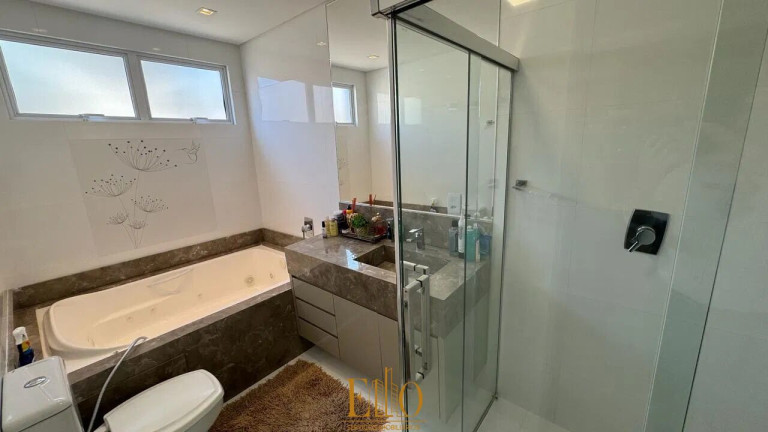 Imagem Apartamento com 4 Quartos à Venda, 185 m² em Meia Praia - Itapema Imagem Apartamento com 4 Quartos à Venda, 185 m² em Meia Praia - Itapema