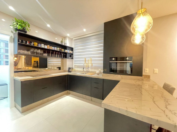 Imagem Apartamento com 3 Quartos à Venda, 115 m² em Pioneiros - Balneário Camboriú Imagem Apartamento com 3 Quartos à Venda, 115 m² em Pioneiros - Balneário Camboriú