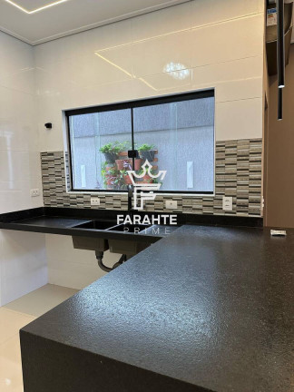 Imagem Casa com 3 Quartos à Venda, 115 m² em Caiçara - Praia Grande Imagem Casa com 3 Quartos à Venda, 115 m² em Caiçara - Praia Grande