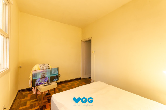 Imagem Imóvel com 1 Quarto à Venda, 32 m² em Bom Jesus - Porto Alegre