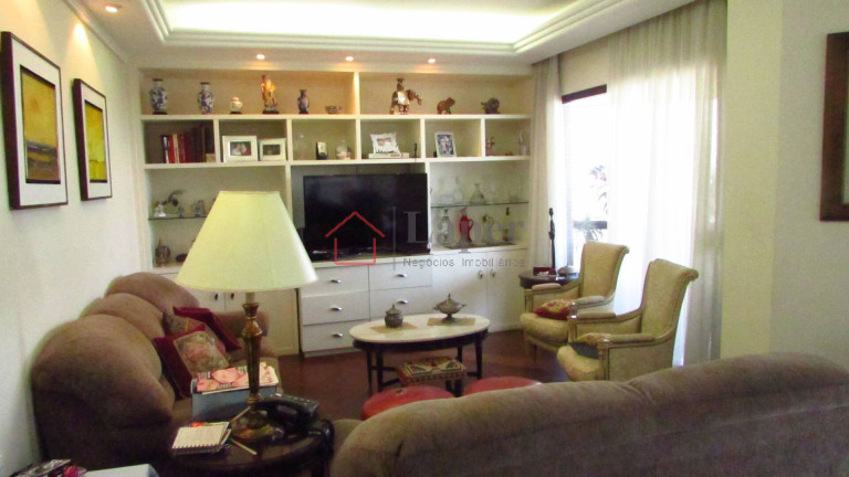 Imagem Apartamento com 3 Quartos à Venda, 226 m² em Aclimação - São Paulo