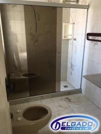 Imagem Sobrado com 5 Quartos para Alugar, 280 m² em Centro - Itaborai Imagem Sobrado com 5 Quartos para Alugar, 280 m² em Centro - Itaborai