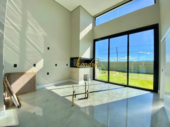 Imagem Casa com 4 Quartos à Venda, 145 m² em Centro - Xangri-la Imagem Casa com 4 Quartos à Venda, 145 m² em Centro - Xangri-la