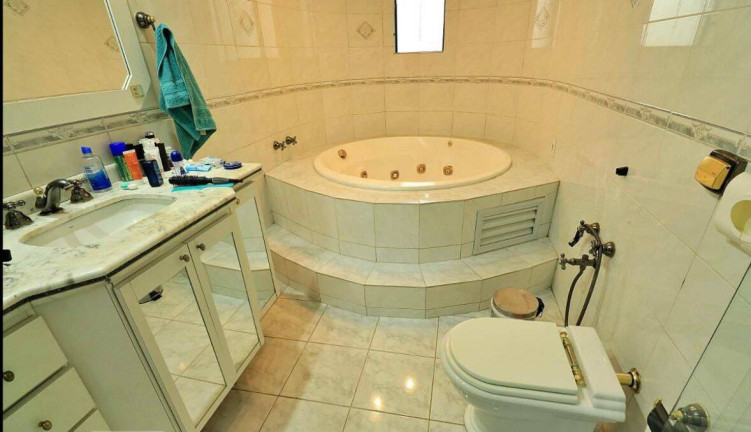 Imagem Casa com 4 Quartos à Venda, 300 m² em Utinga - Santo André Imagem Casa com 4 Quartos à Venda, 300 m² em Utinga - Santo André