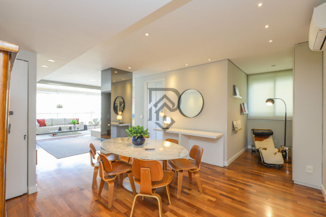 Imagem Apartamento com 3 Quartos à Venda, 202 m² em Itaim Bibi - São Paulo Imagem Apartamento com 3 Quartos à Venda, 202 m² em Itaim Bibi - São Paulo