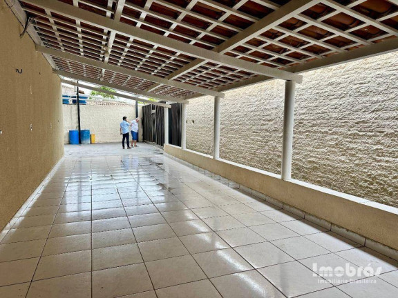 Imagem Galpão para Alugar, 376 m² em Santa Clara - Eusébio Imagem Galpão para Alugar, 376 m² em Santa Clara - Eusébio