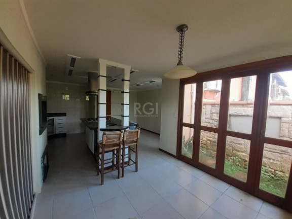 Imagem Casa com 3 Quartos à Venda, em Cavalhada - Porto Alegre Imagem Casa com 3 Quartos à Venda, em Cavalhada - Porto Alegre