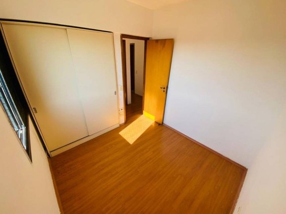 Imagem Imóvel com 3 Quartos à Venda, 74 m² em Vila Do Castelo - São Paulo
