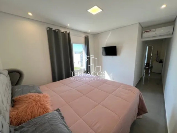 Imagem Imóvel com 3 Quartos à Venda, 210 m² em São Venâncio - Itupeva