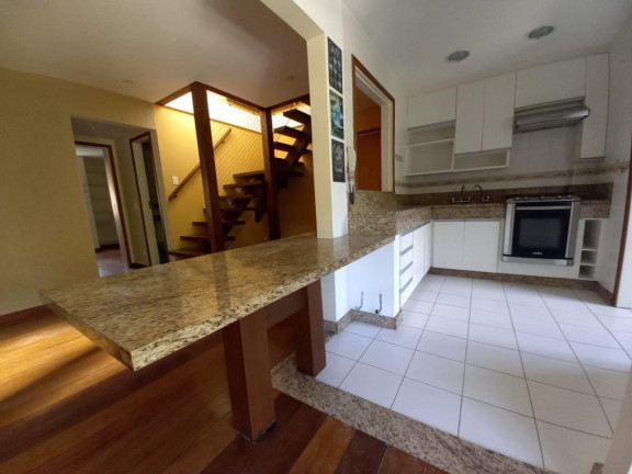 Imagem Apartamento com 3 Quartos à Venda, 140 m² em Bom Retiro - Teresópolis Imagem Apartamento com 3 Quartos à Venda, 140 m² em Bom Retiro - Teresópolis