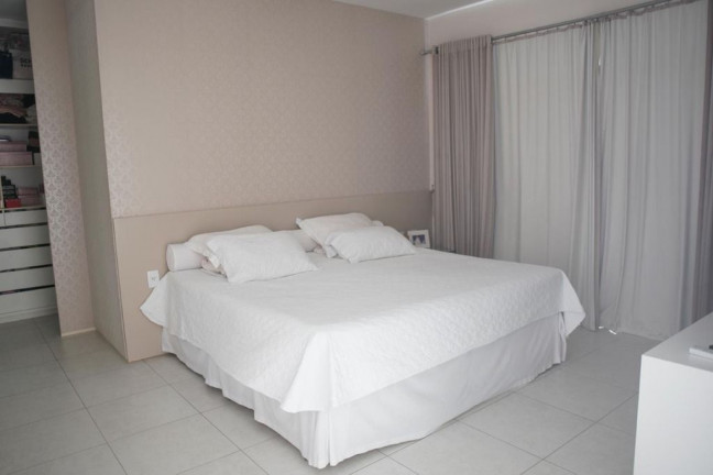 Imagem Casa com 4 Quartos à Venda, 277 m² em José De Alencar - Fortaleza