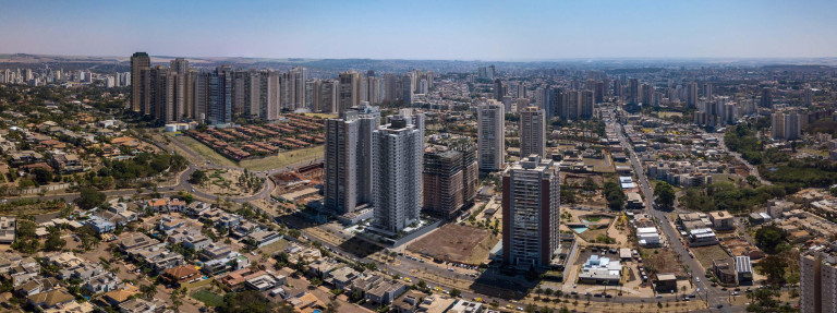 Imagem Imóvel com 4 Quartos à Venda, 179 m² em Jardim Botânico - Ribeirão Preto Imagem Imóvel com 4 Quartos à Venda, 179 m² em Jardim Botânico - Ribeirão Preto