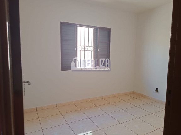 Imagem Casa com 3 Quartos à Venda, 300 m² em Vila Alvorada - Uberaba Imagem Casa com 3 Quartos à Venda, 300 m² em Vila Alvorada - Uberaba