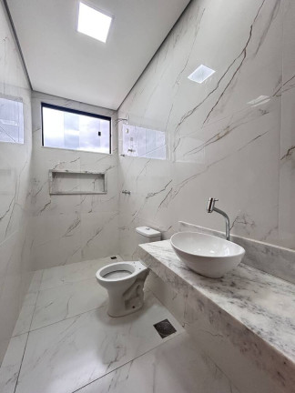 Imagem Casa com 3 Quartos à Venda, 200 m² em Shalimar - Lagoa Santa Imagem Casa com 3 Quartos à Venda, 200 m² em Shalimar - Lagoa Santa