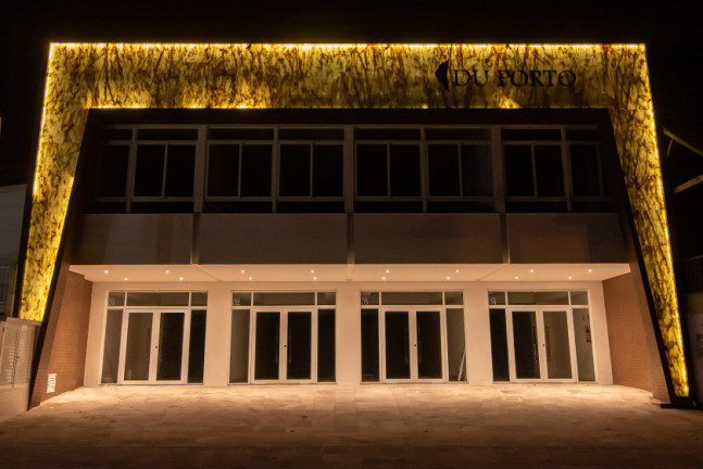 Imagem Ponto Comercial à Venda, 106 m² em Centro - Torres