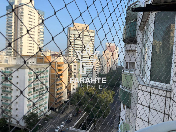 Imagem Apartamento com 3 Quartos à Venda, 130 m² em Gonzaga - Santos Imagem Apartamento com 3 Quartos à Venda, 130 m² em Gonzaga - Santos