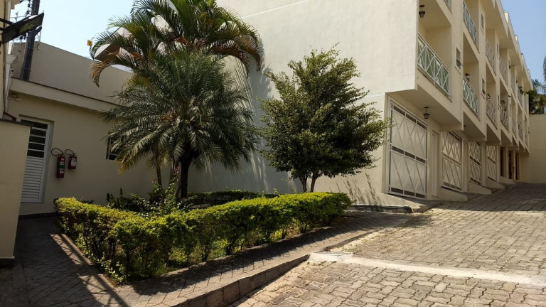 Imagem Imóvel com 3 Quartos à Venda, 135 m² em Chácara Seis De Outubro - São Paulo Imagem Imóvel com 3 Quartos à Venda, 135 m² em Chácara Seis De Outubro - São Paulo